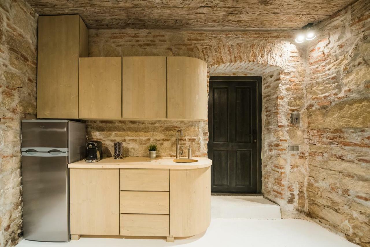 Old Central Apartment Cluj-Napoca Ngoại thất bức ảnh