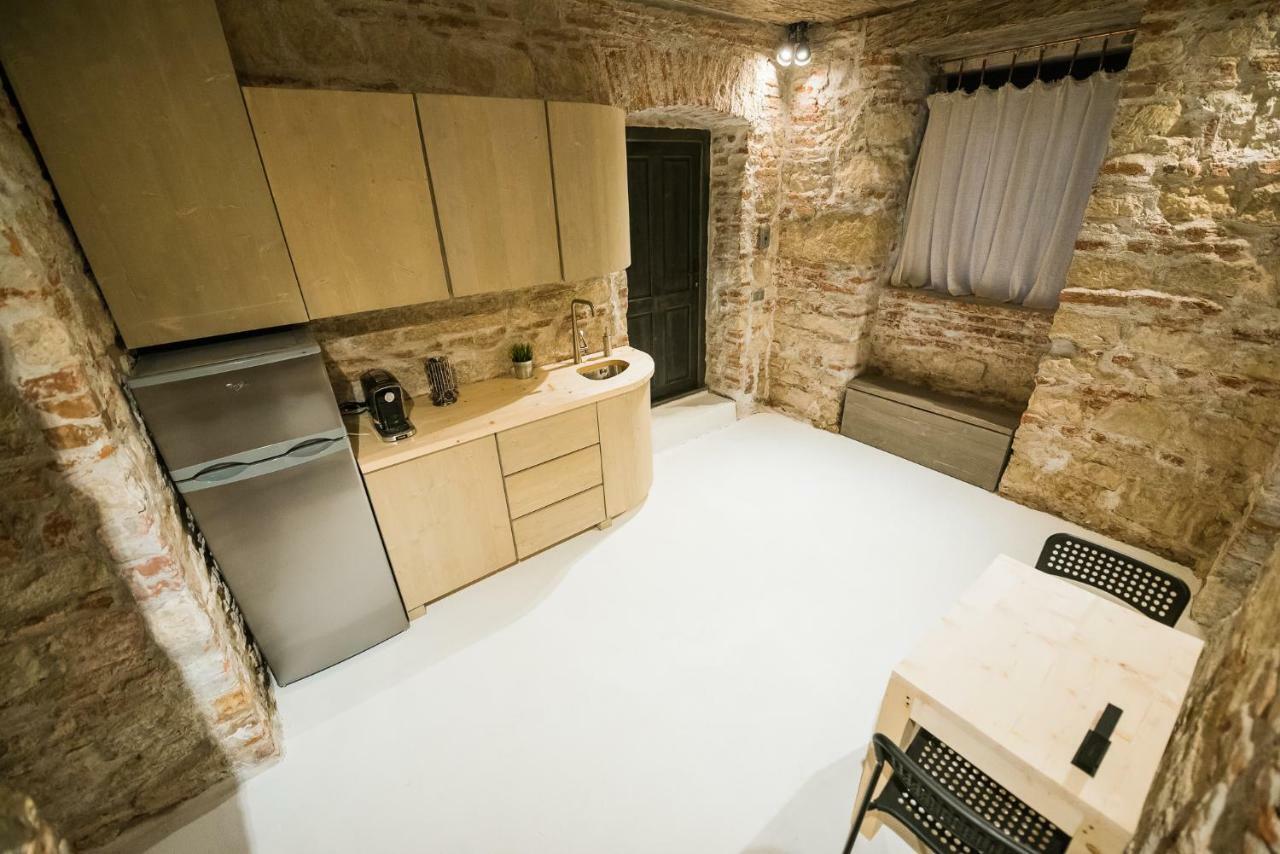 Old Central Apartment Cluj-Napoca Ngoại thất bức ảnh