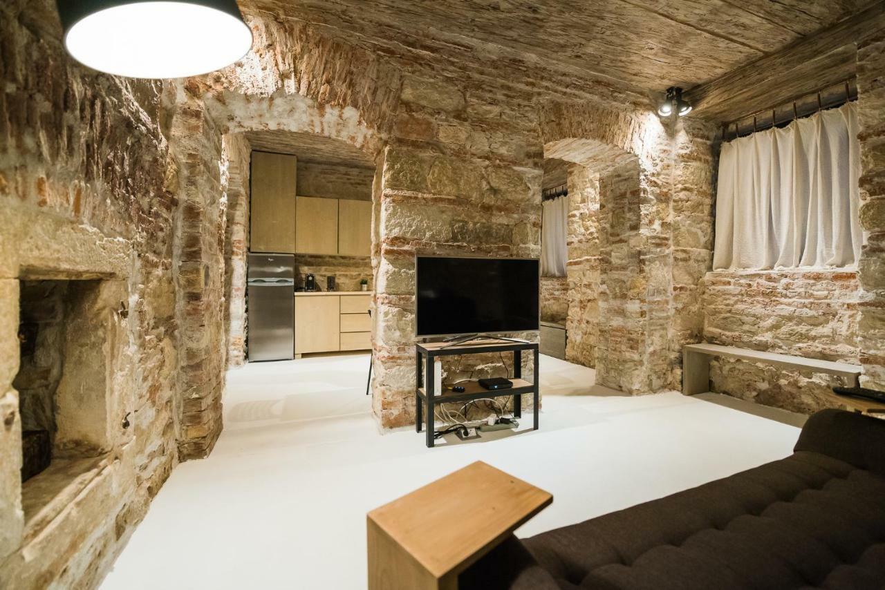 Old Central Apartment Cluj-Napoca Ngoại thất bức ảnh