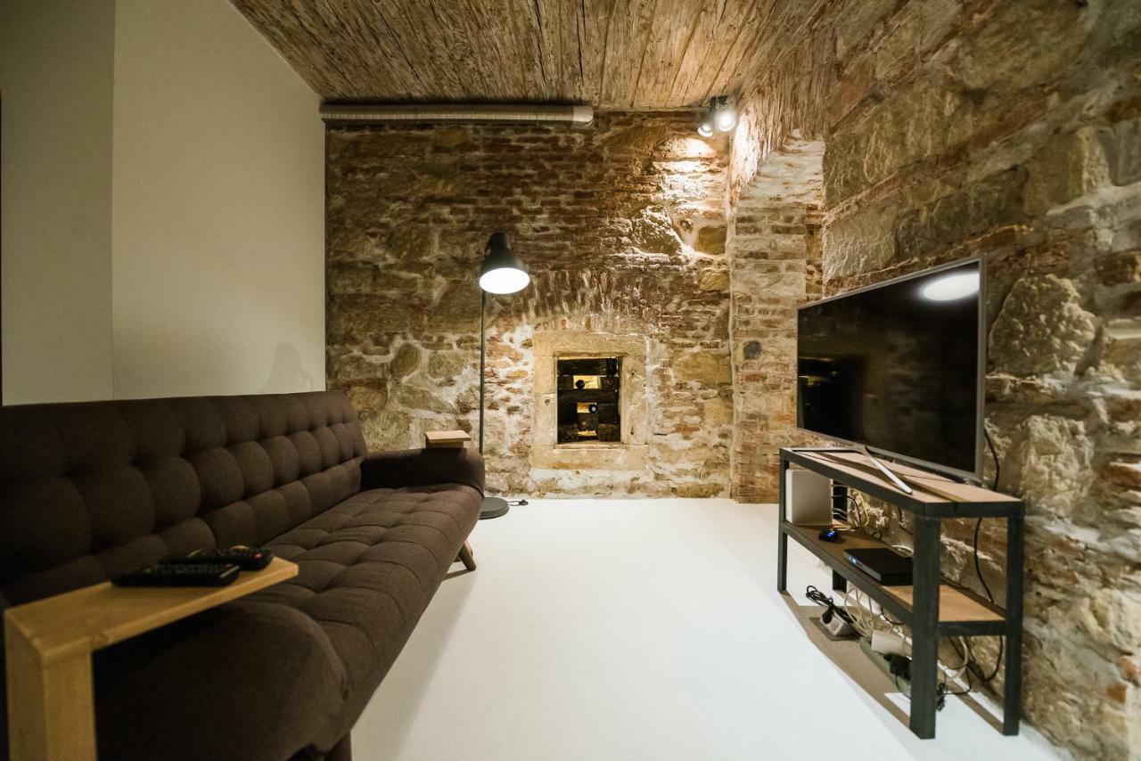 Old Central Apartment Cluj-Napoca Ngoại thất bức ảnh